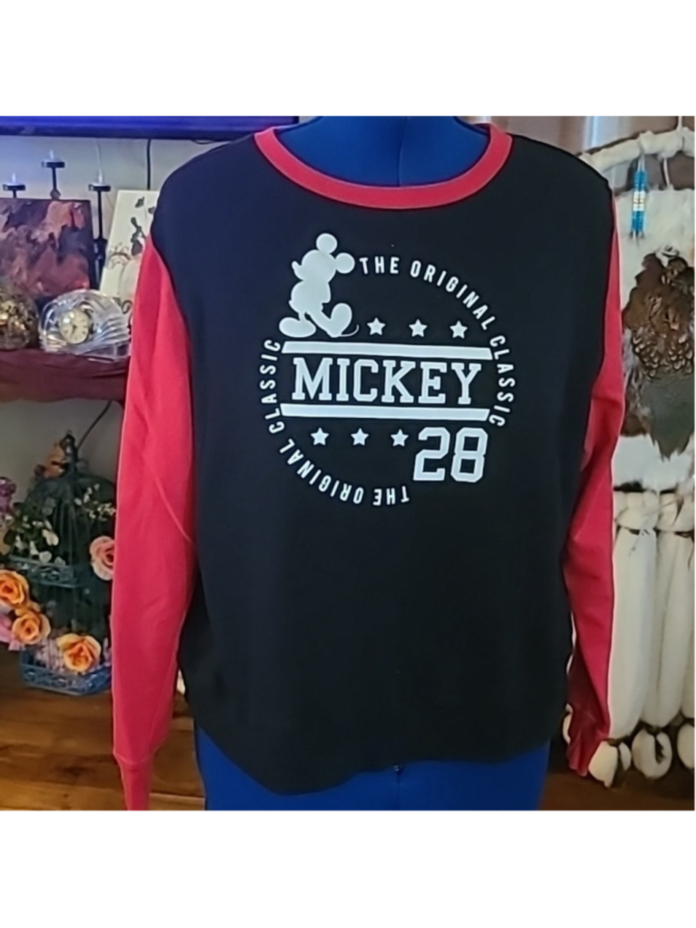 Mickey Mouse sz. 2XL (#1259) black and red Long sleeve tee.